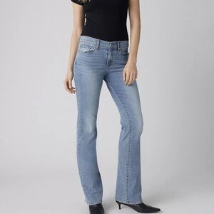 Levi’s 527 Low Rise Slim Bootcut Denim Blue Jeans Zip Fly Five Pockets Short